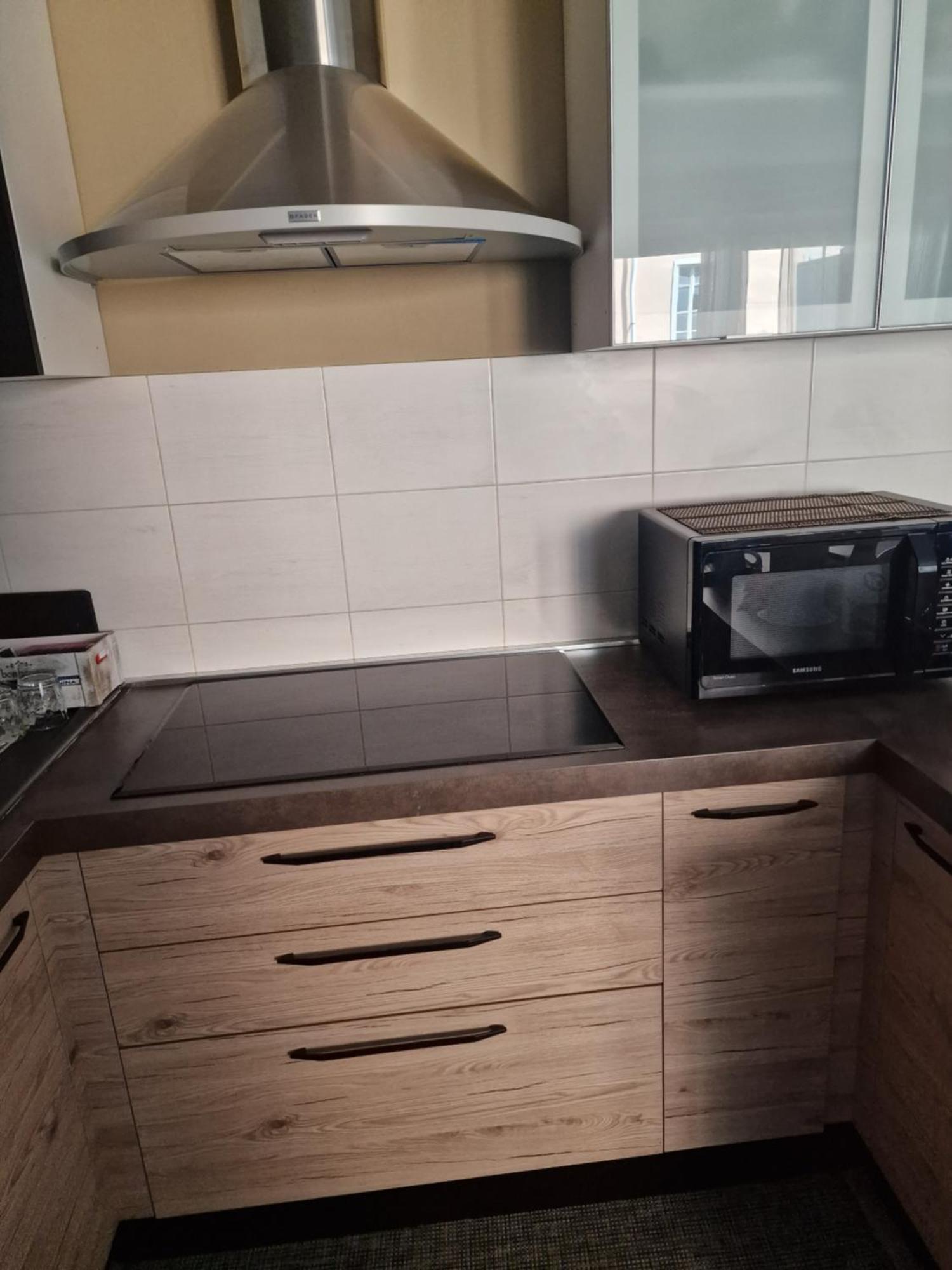 Varese Prime - Large Independent Apartment, Air Conditioning, 2 Bathrooms, 2 Free Covered Parking Spaces, No Restricted Traffic Zone, Train Station 100M, Theatre 150M, Historic City Centre Екстер'єр фото
